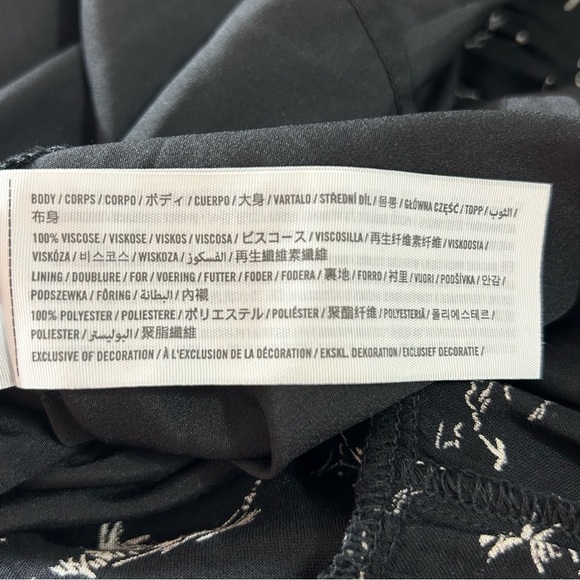 Hollister Adjustable Straps Black Cream Pattern Dress Lined Sz Small Long - Picture 5 of 7